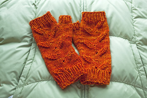 Harvest Date Fingerless Mittens With Madelinetosh
